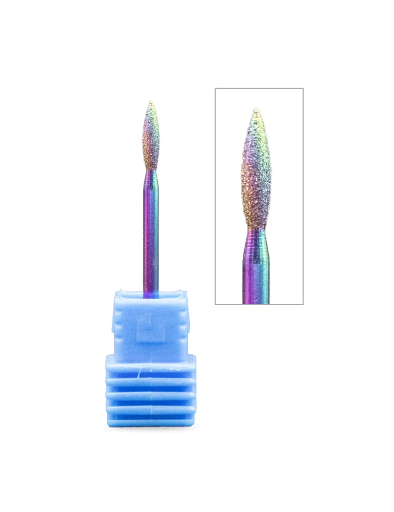 DÍA 116 Puntas de arcoíris diamantadas para uñas. DÍA 116 Puntas de arcoíris diamantadas para uñas.