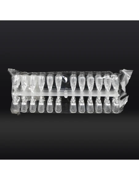 MUESTRA TRANSPARENTE DE 240 UÑAS