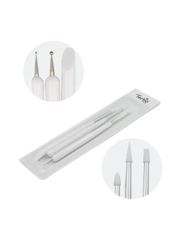 FÜR NAIL ART MIT WEISSEM DOTTER