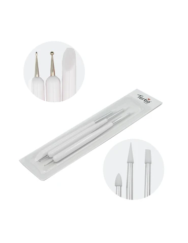 FÜR NAIL ART MIT WEISSEM DOTTER