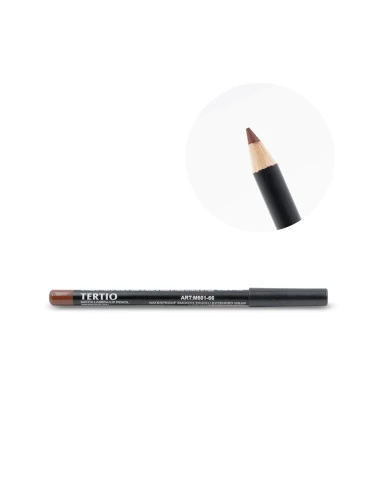 66 LÁPIZ LABIAL