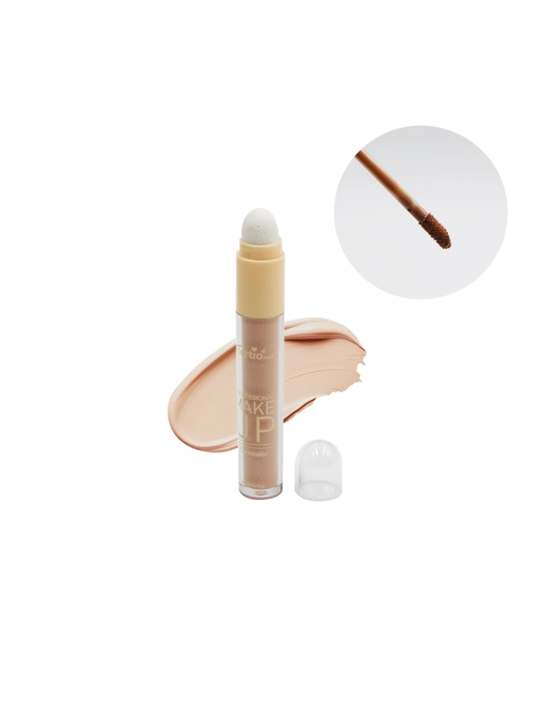 03 FLÜSSIGER CONCEALER MIT APPLIKATOR
