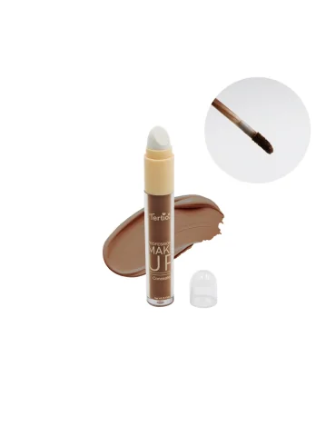 06 FLÜSSIGER CONCEALER MIT APPLIKATOR