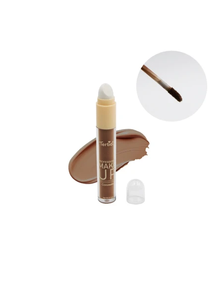 06 LIQUID CONCEALER WITH APPLICATOR